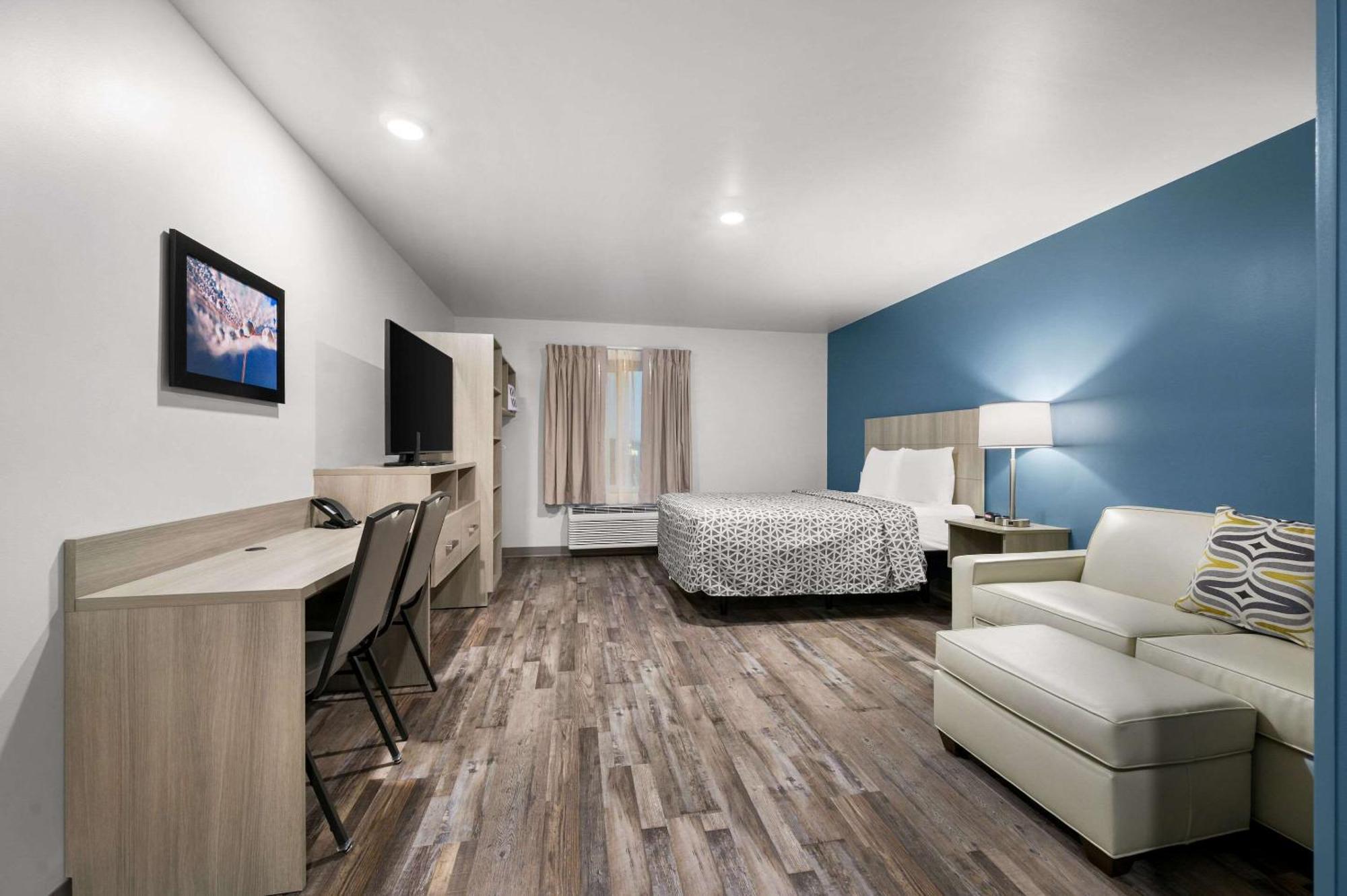 Woodspring Suites Dearborn Detroit Exterior foto
